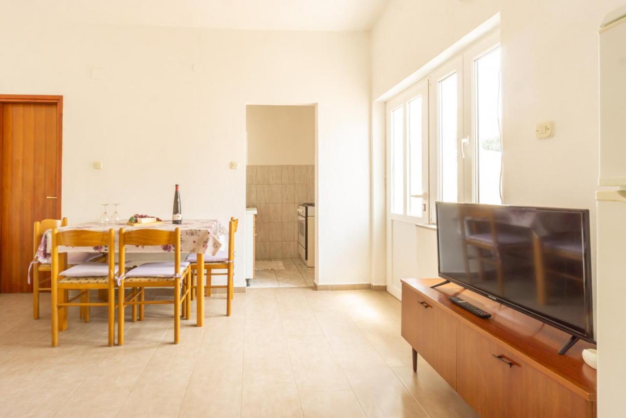 Appartement Urica à Metajna Extérieur photo
